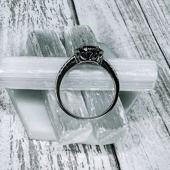 ✗ SOLD ✗ - Picture 3 of 4